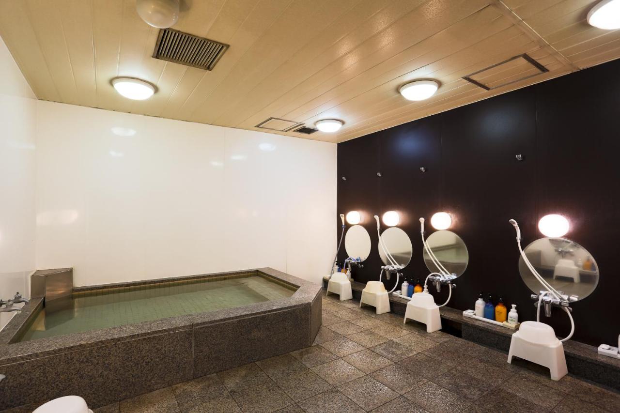 Capsule Land Yushima Hotel Tokyo Exterior photo