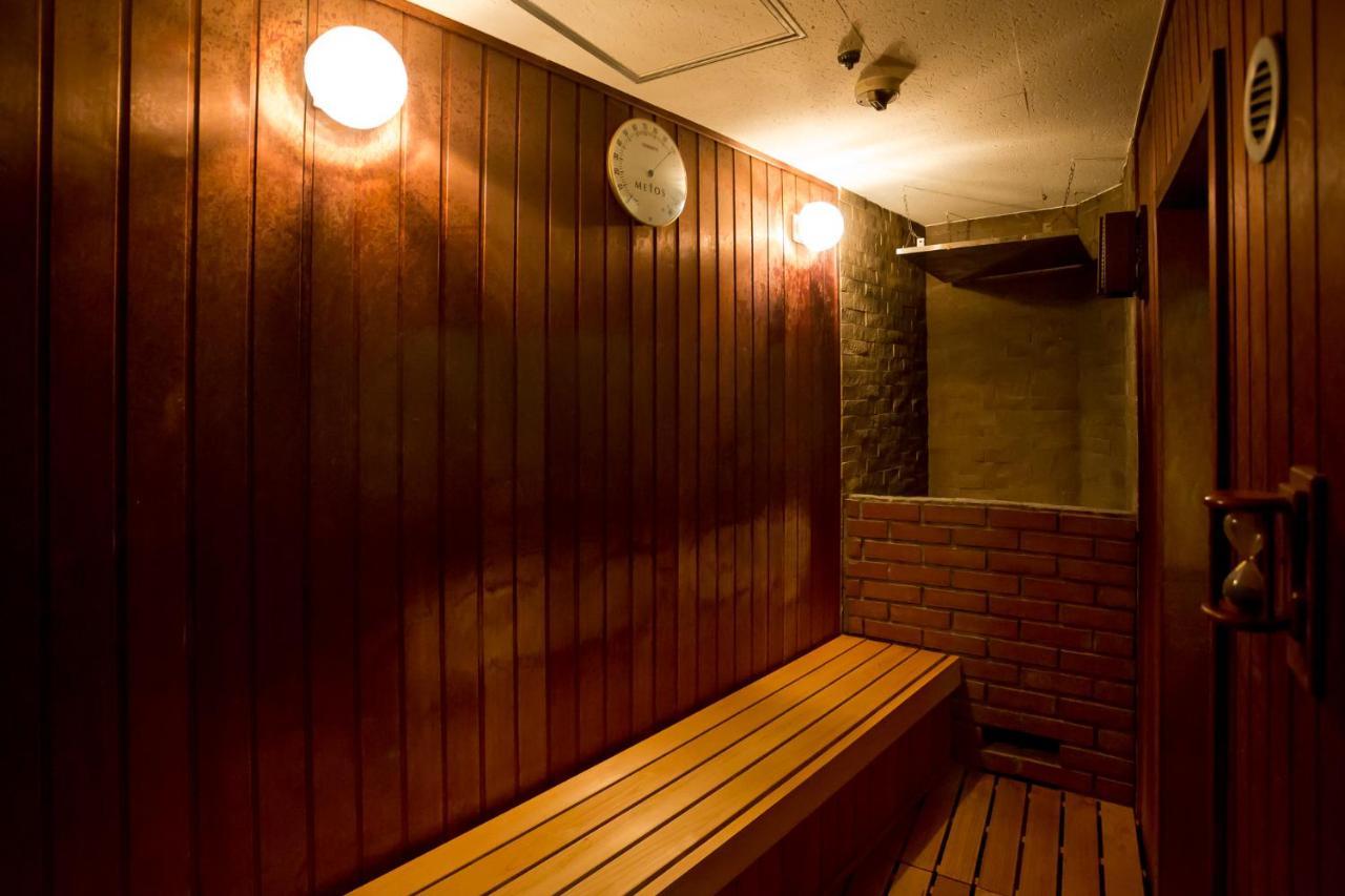 Capsule Land Yushima Hotel Tokyo Exterior photo